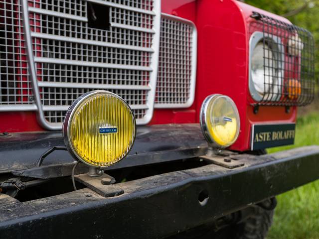 Land Rover 88