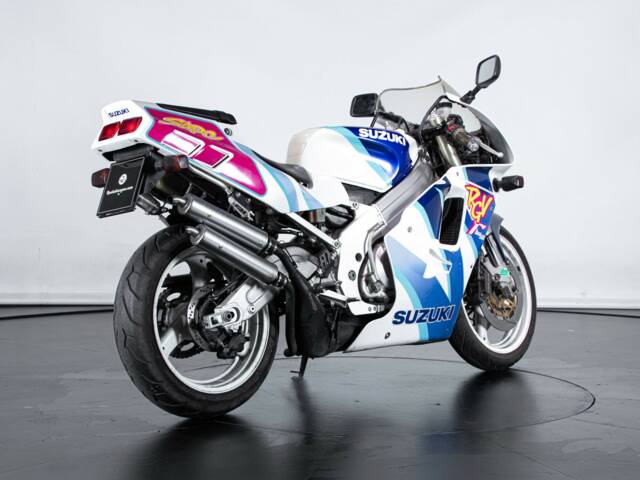 Suzuki RGV 250 Gamma