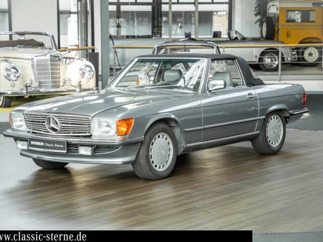 Bild 1/15 von Mercedes-Benz 560 SL (1988)