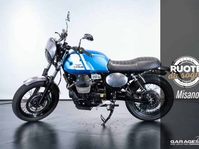 Image 1/47 de Moto Guzzi DUMMY (2014)