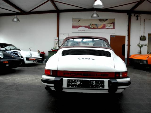 Porsche 911 Carrera 3.2