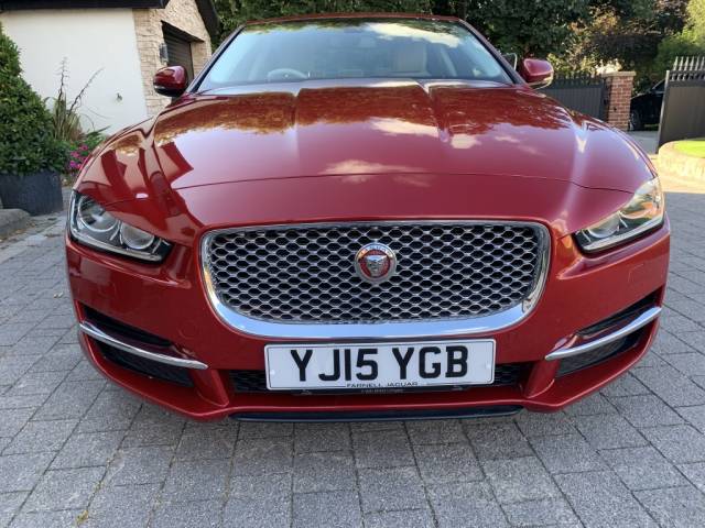 Image 1/24 of Jaguar XE 20d (2015)