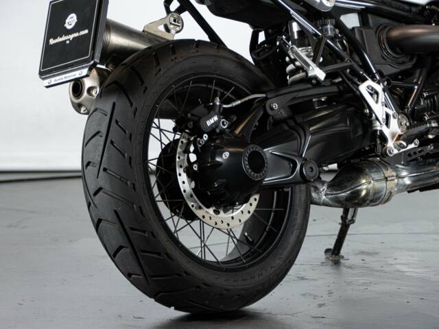 BMW R NineT