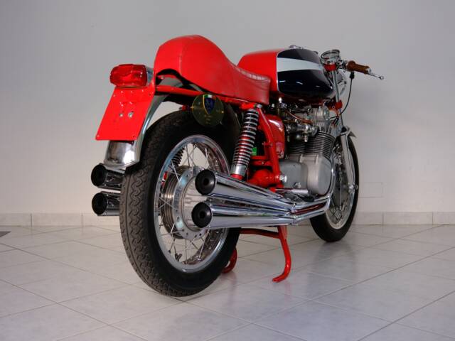MV Agusta 750 Sport