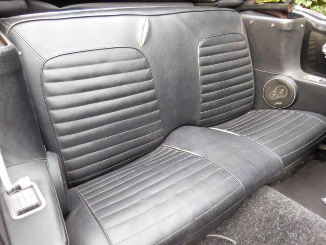 Ford Mustang 200
