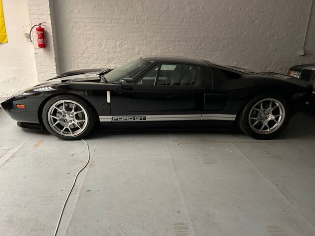 Image 1/20 of Ford GT (2007)