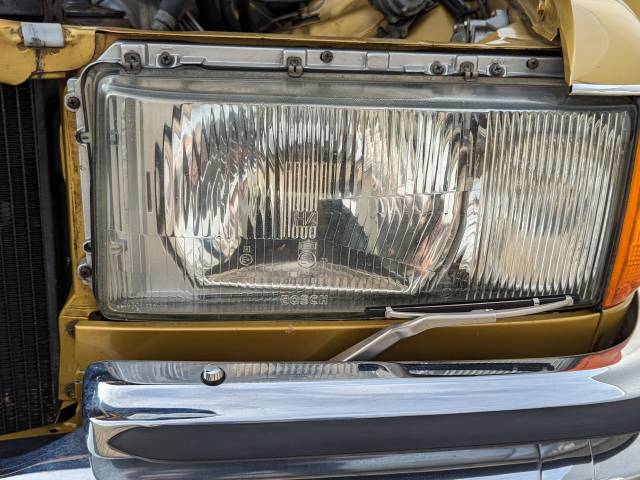 Mercedes-Benz 350 SE