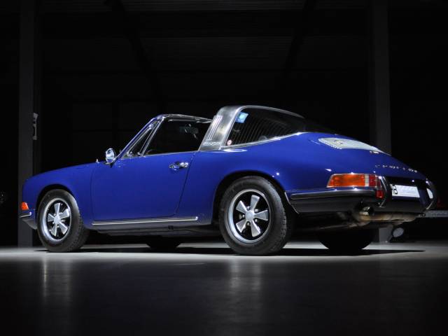 Porsche 911 2.2 T