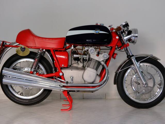 MV Agusta 750 Sport