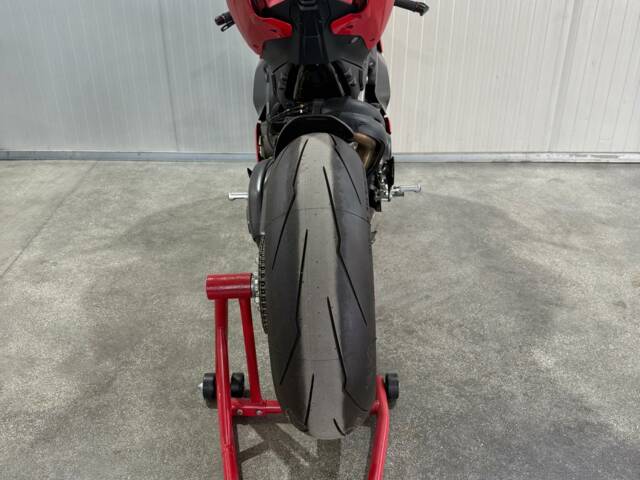 Ducati Panigale V4 R