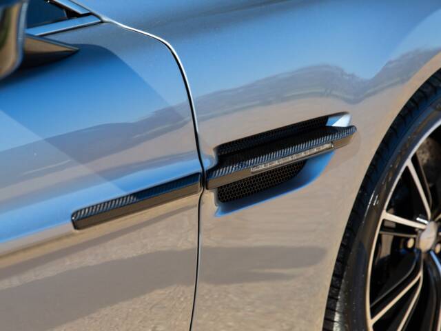 Aston Martin Vanquish