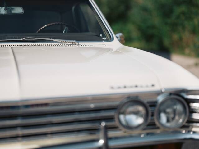 Chevrolet Chevelle Malibu Hardtop Coupe