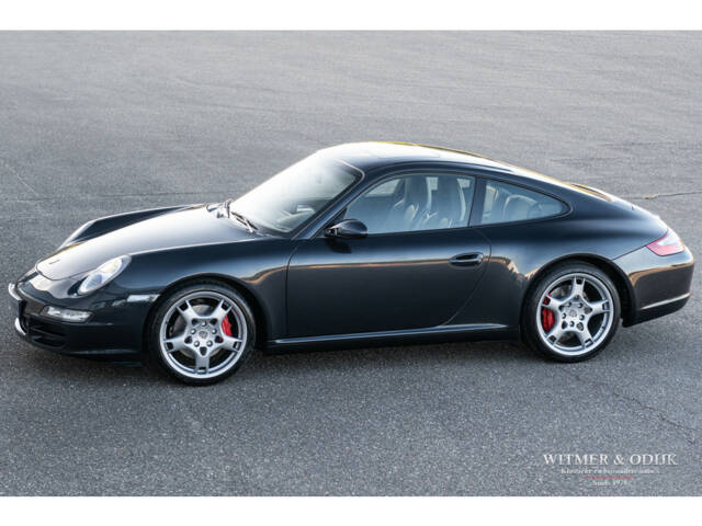Image 1/34 of Porsche 911 Carrera S (2005)
