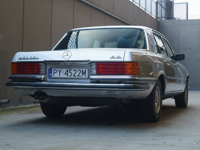 Mercedes-Benz 450 SEL 6,9