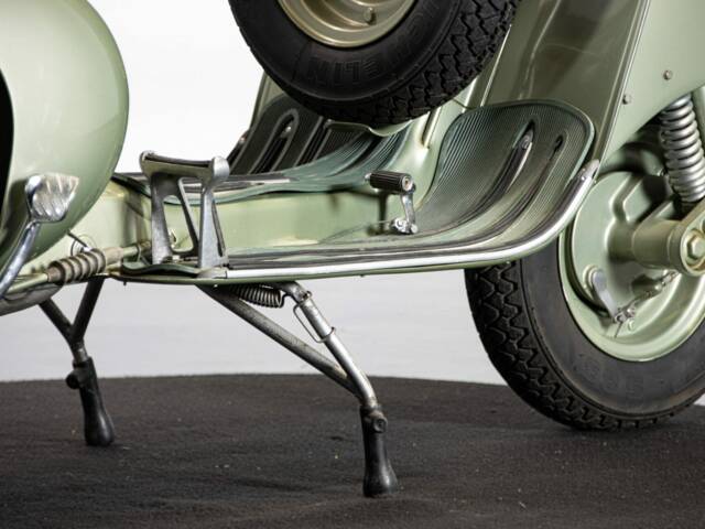 Piaggio Vespa 125
