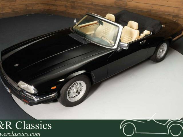 Image 1/19 de Jaguar XJS 5.3 V12 (1989)