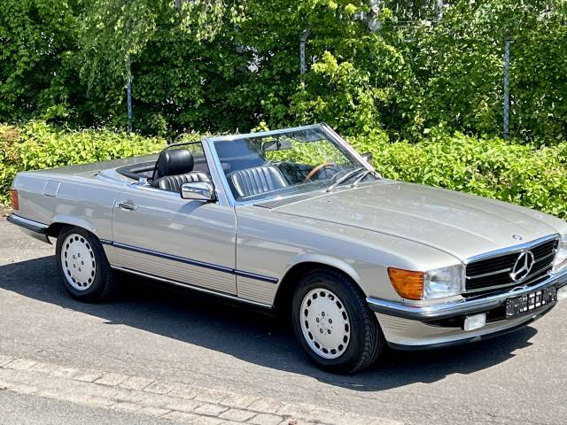 Mercedes-Benz SL-Class Classic Cars for Sale - Classic Trader