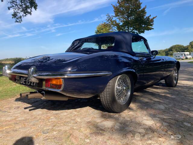 Jaguar E-Type V12