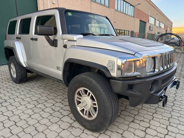 Hummer H3