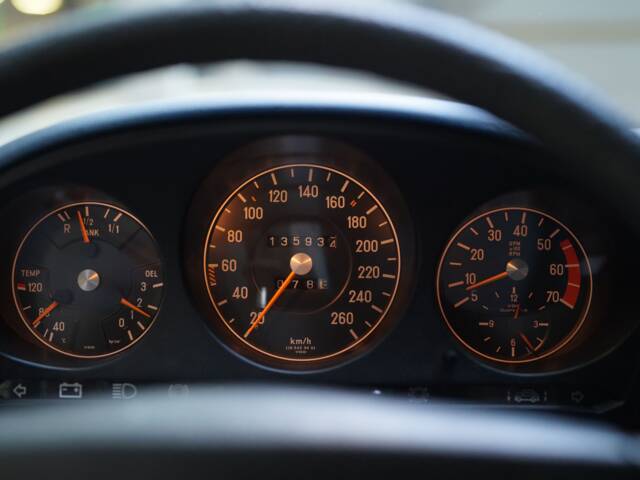 Mercedes-Benz 450 SEL 6,9