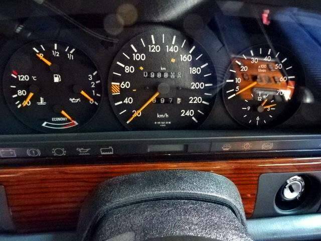 Mercedes-Benz 300 SE