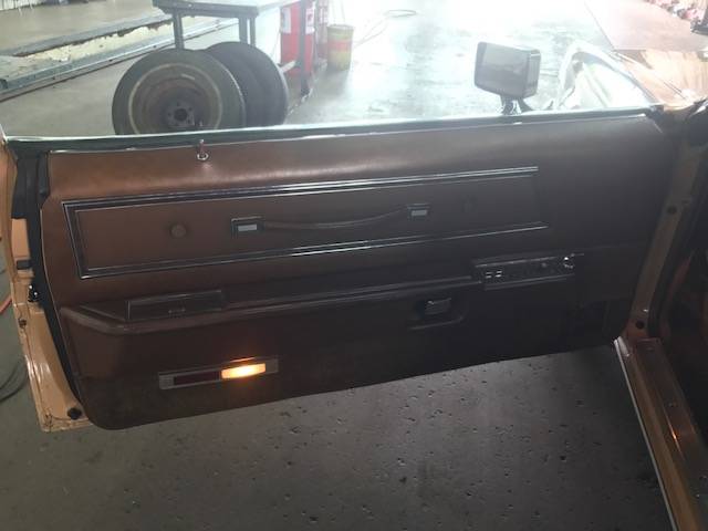 Image 1/25 of Ford Thunderbird (1974)