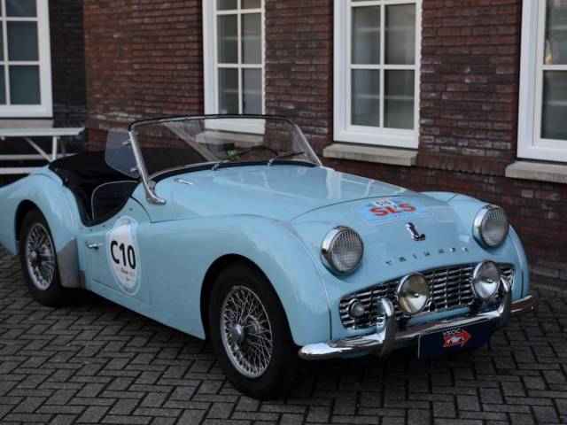 Triumph Tr Classic Cars For Sale Classic Trader