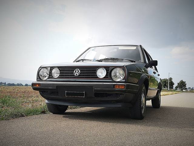 Bild 1/44 von Volkswagen Golf II 1.3 (1985)