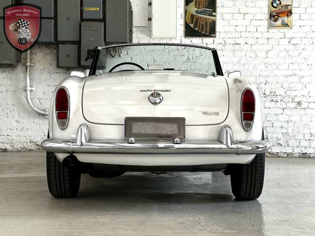 Alfa Romeo Giulia 1600 Spider Veloce