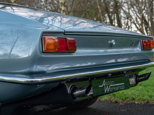 Aston Martin DBS Vantage