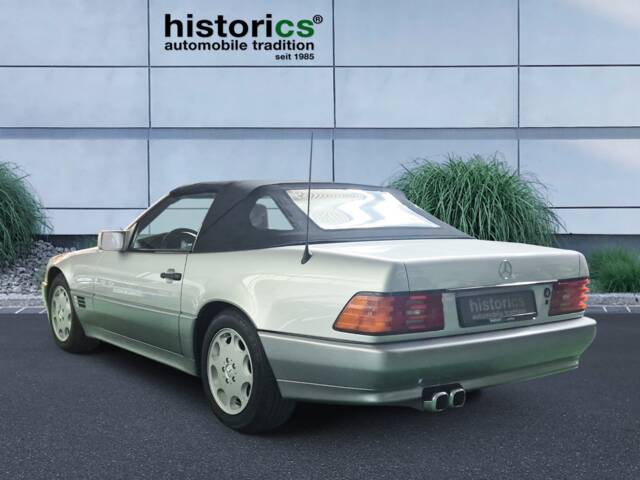 Mercedes-Benz SL 320