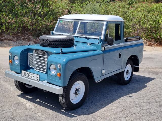 Bild 1/44 von Land Rover 88 (1976)