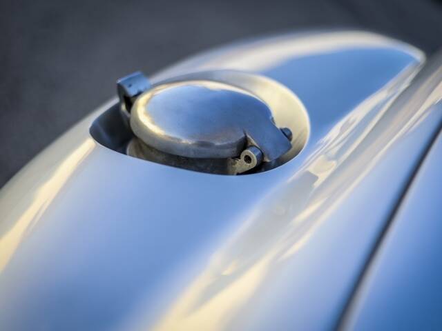 Jaguar E-Type 3.8