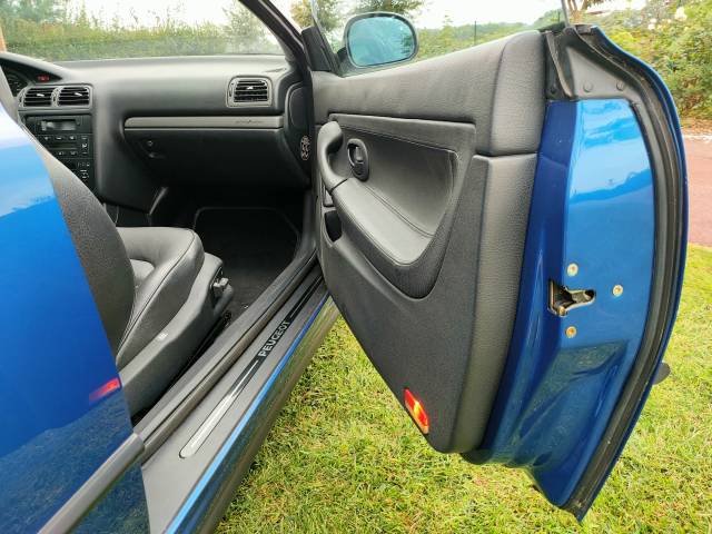 Peugeot 406 Coupé 2.0 16V
