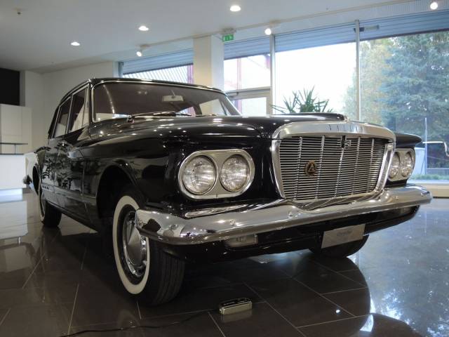 Chrysler Valiant V200 AMAG