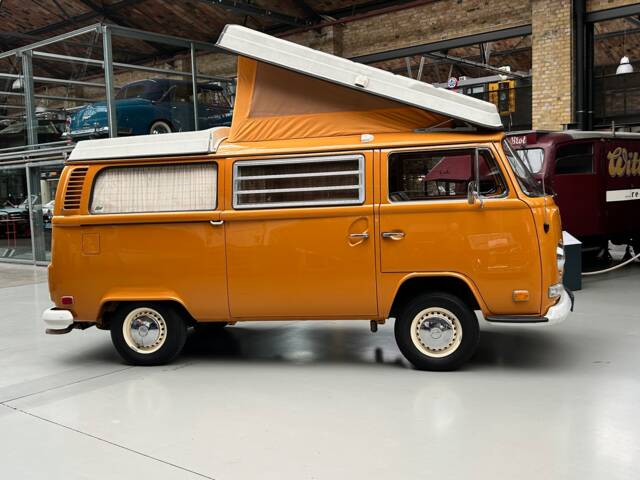Volkswagen T2b Westfalia