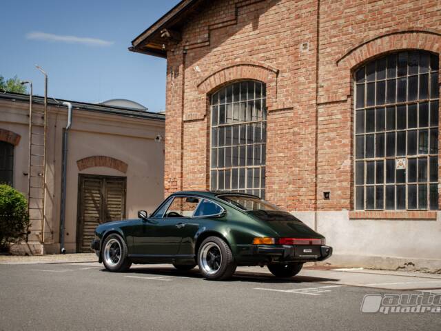 Porsche 911 Carrera 3.0
