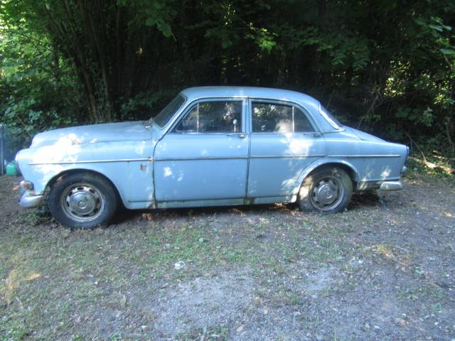 Volvo Amazon requiring restora