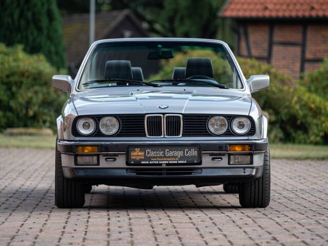 BMW 325i