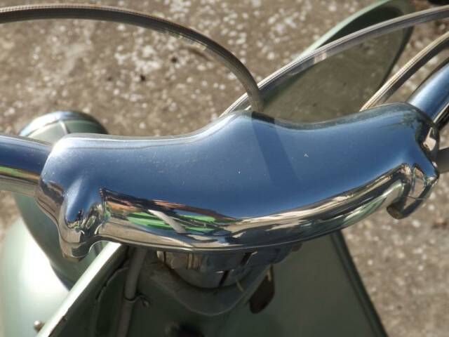 Piaggio Vespa 125