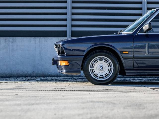 BMW M 535i