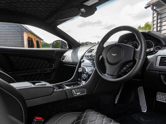 Aston Martin DBS