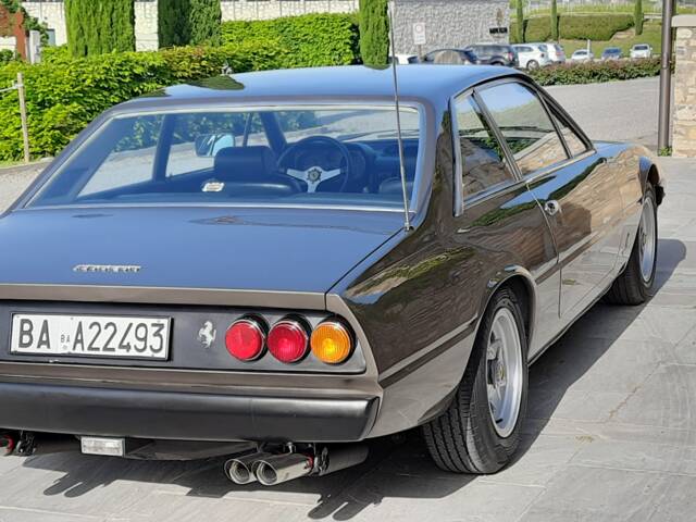 Ferrari 365 GT4 2+2