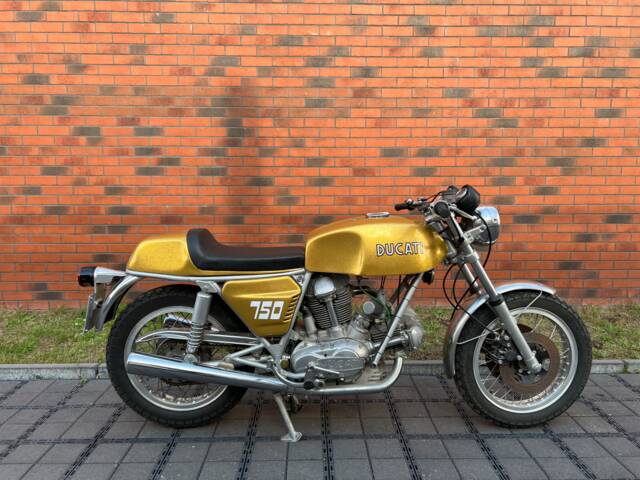 Ducati 750 GT