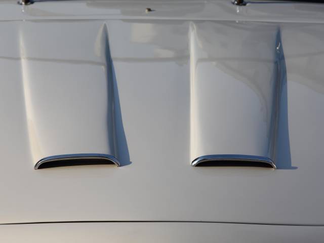 Alfa Romeo 2000 Spider