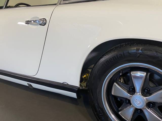 Porsche 911 2.7