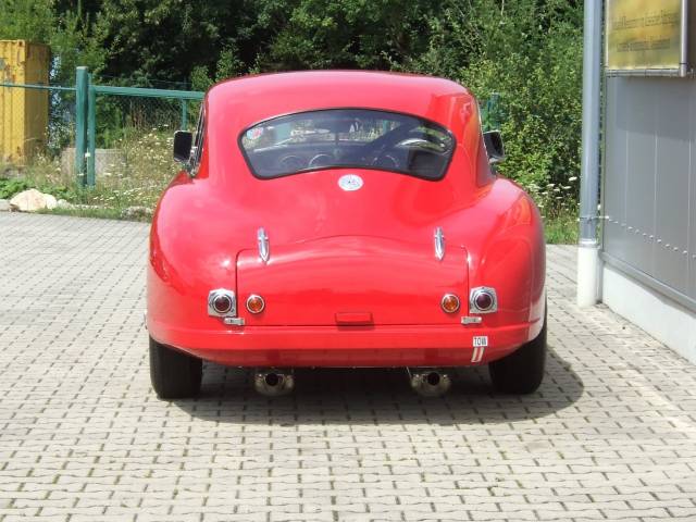 Aston Martin DB 2
