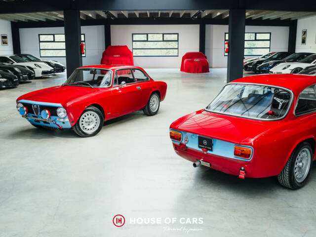 Immagine 1/25 di Alfa Romeo Giulia 1600 GT Junior (1974)