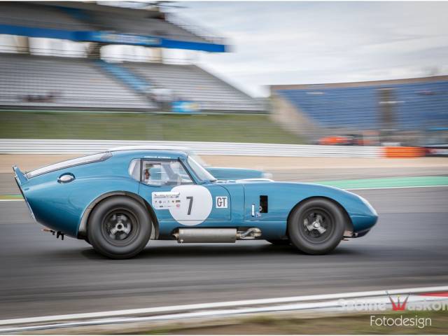 Immagine 1/11 di Shelby Daytona Cobra Coupe (1963)