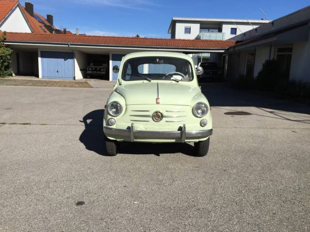 FIAT 600